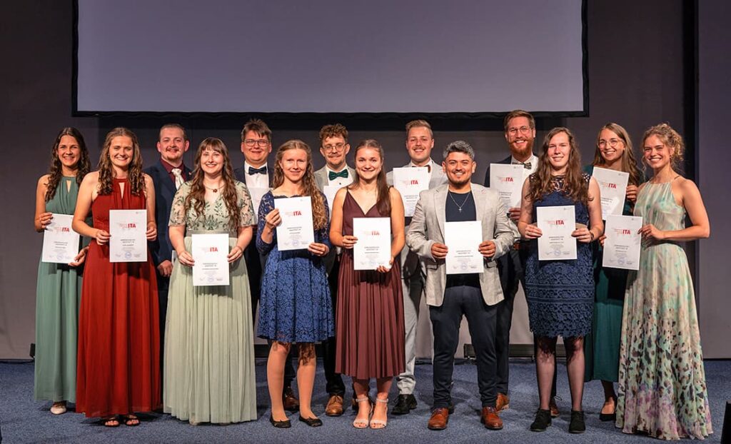 absolvierungsfeier-der-interkulturellen-theologischen-akademie